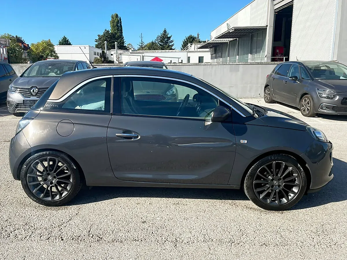 Opel Adam