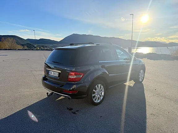 Mercedes-Benz Ml300 2011 photo 4