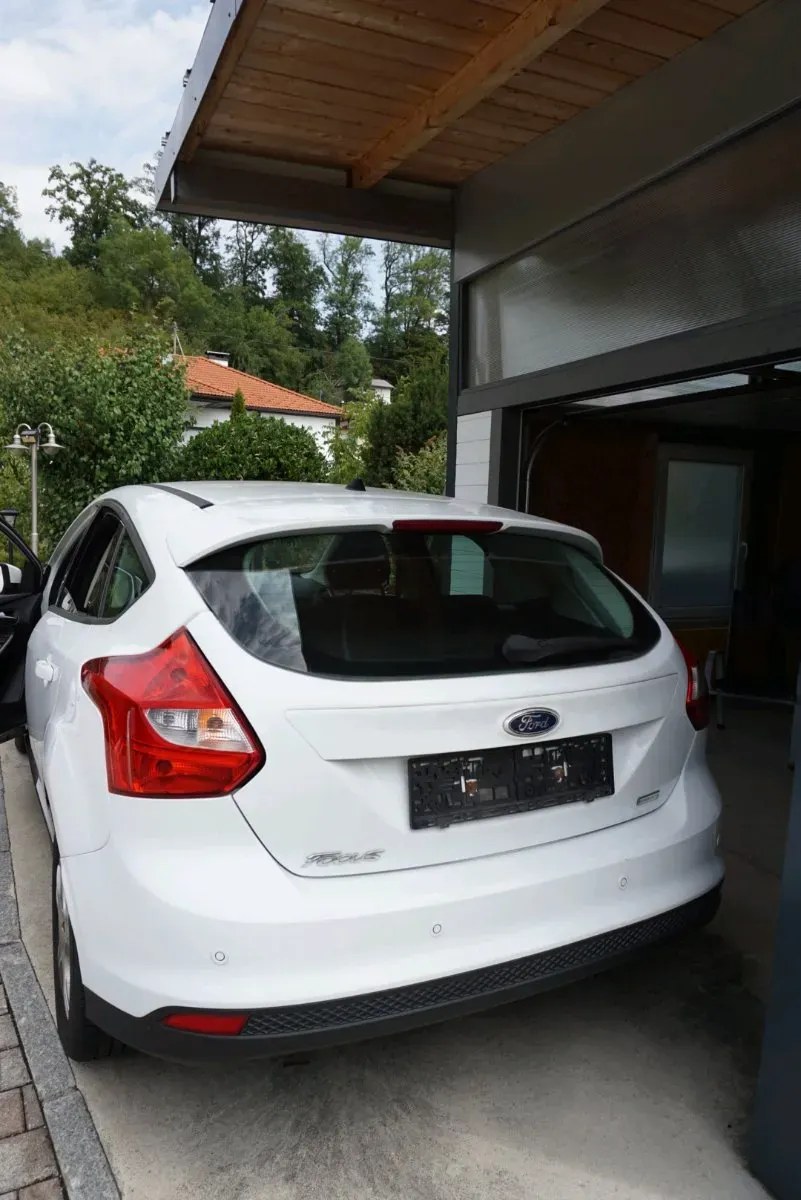 Ford Focus 2013 photo 3