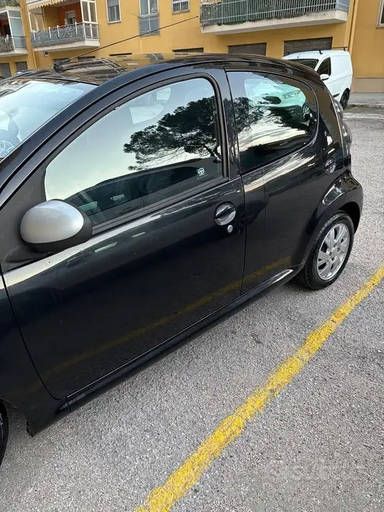 Citroen C1 2010 photo 3