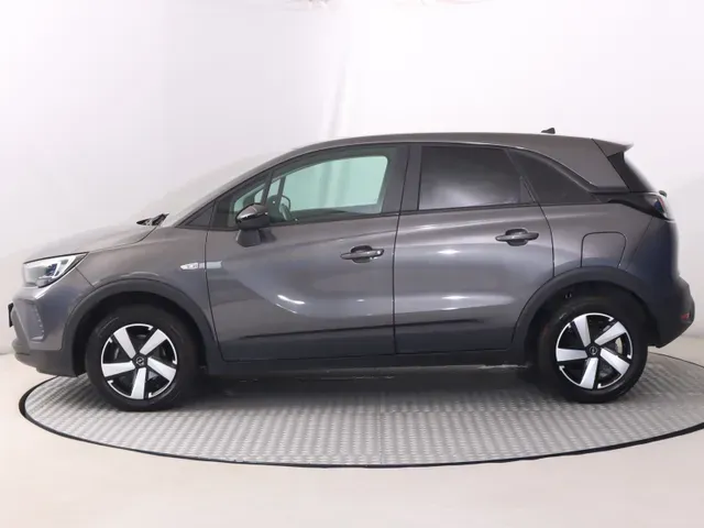 Opel Crossland 2022 photo 2