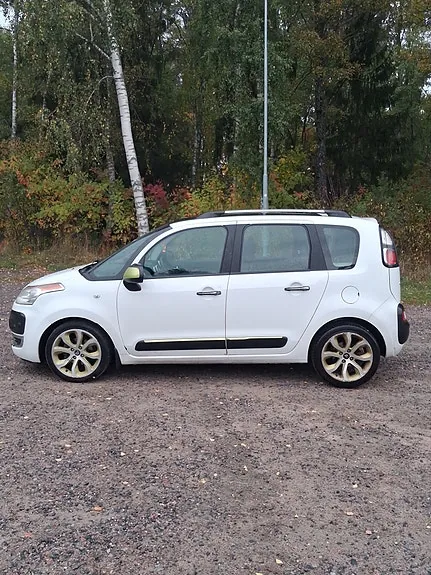 Citroen C3 Picasso 2011 photo 3