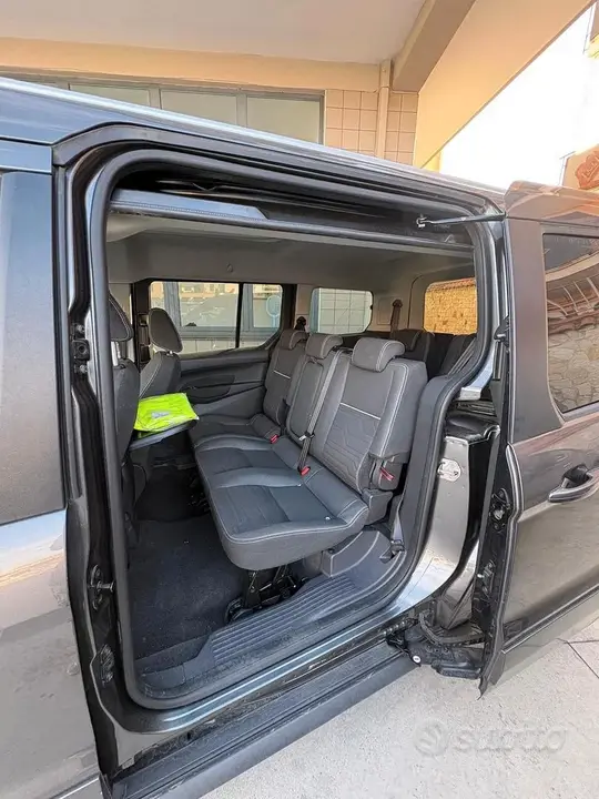 Ford Tourneo Connect 2016 photo 5