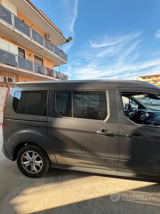 Ford Tourneo Connect 2016 photo 4