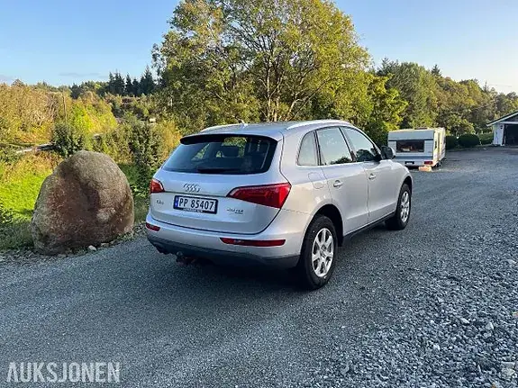 Audi Q5 2010 photo 2