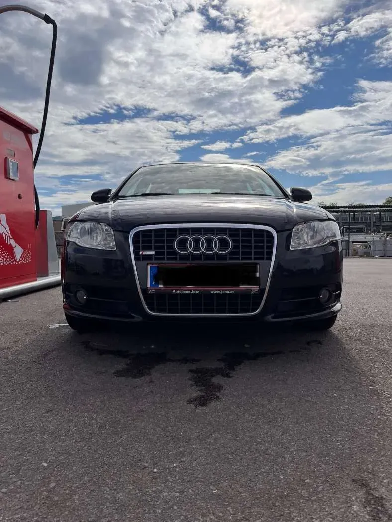 Audi A4 2007 photo 2