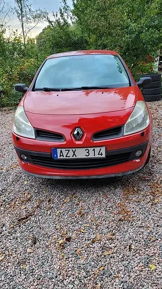 Renault Clio 2006 photo 3