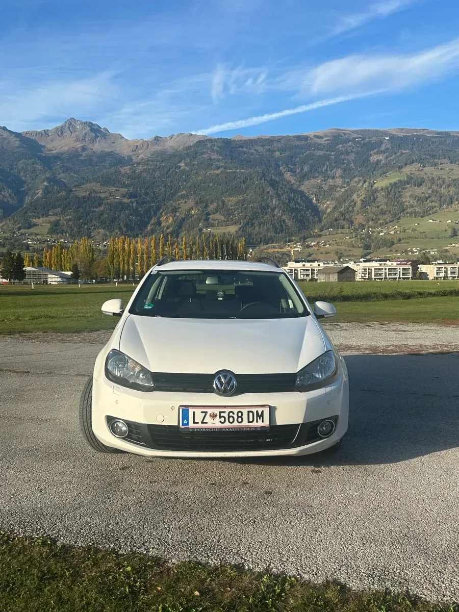 Volkswagen Golf 2011 photo 3