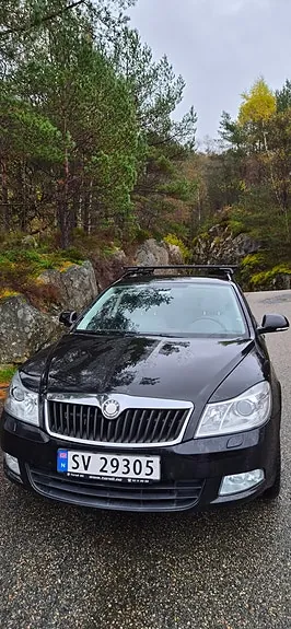 Skoda Octavia 2010 photo 2