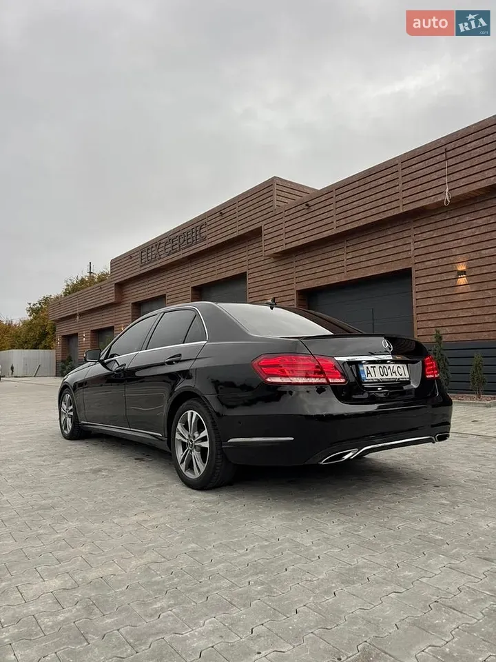 Mercedes-Benz E-Class 2015 photo 4