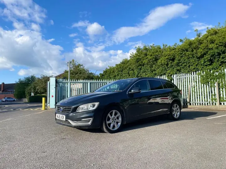 Volvo V60 2015 photo 2