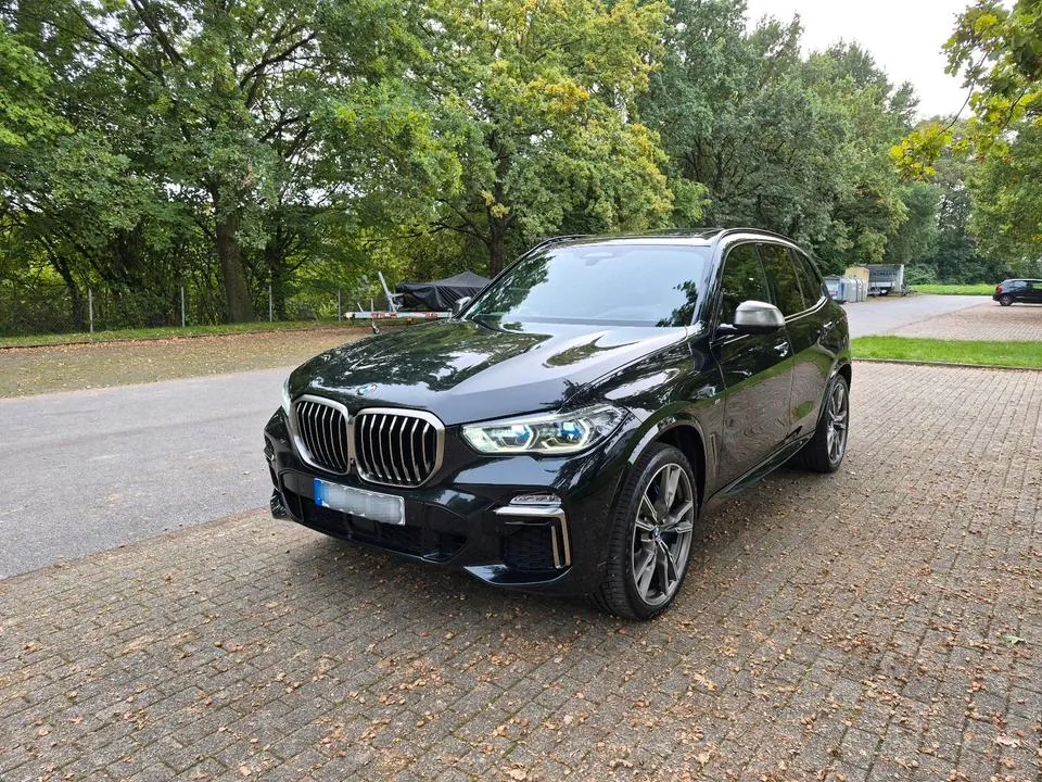 BMW X5 M50D