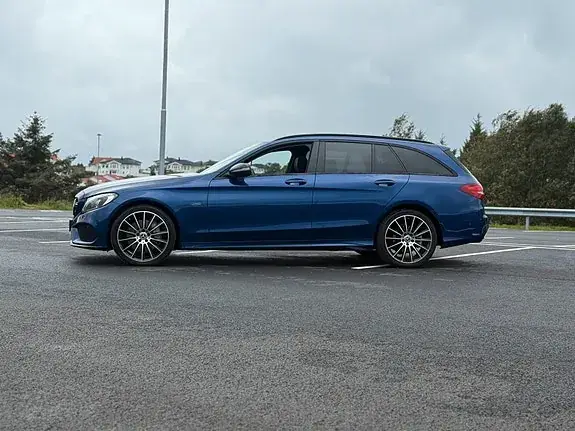 Mercedes-Benz C 350 2018 photo 2
