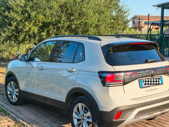 Volkswagen T-Cross 2024 photo 3
