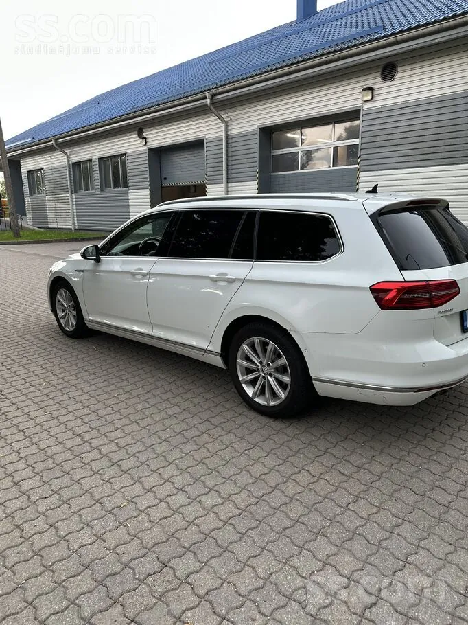 Volkswagen Passat 2015 photo 4