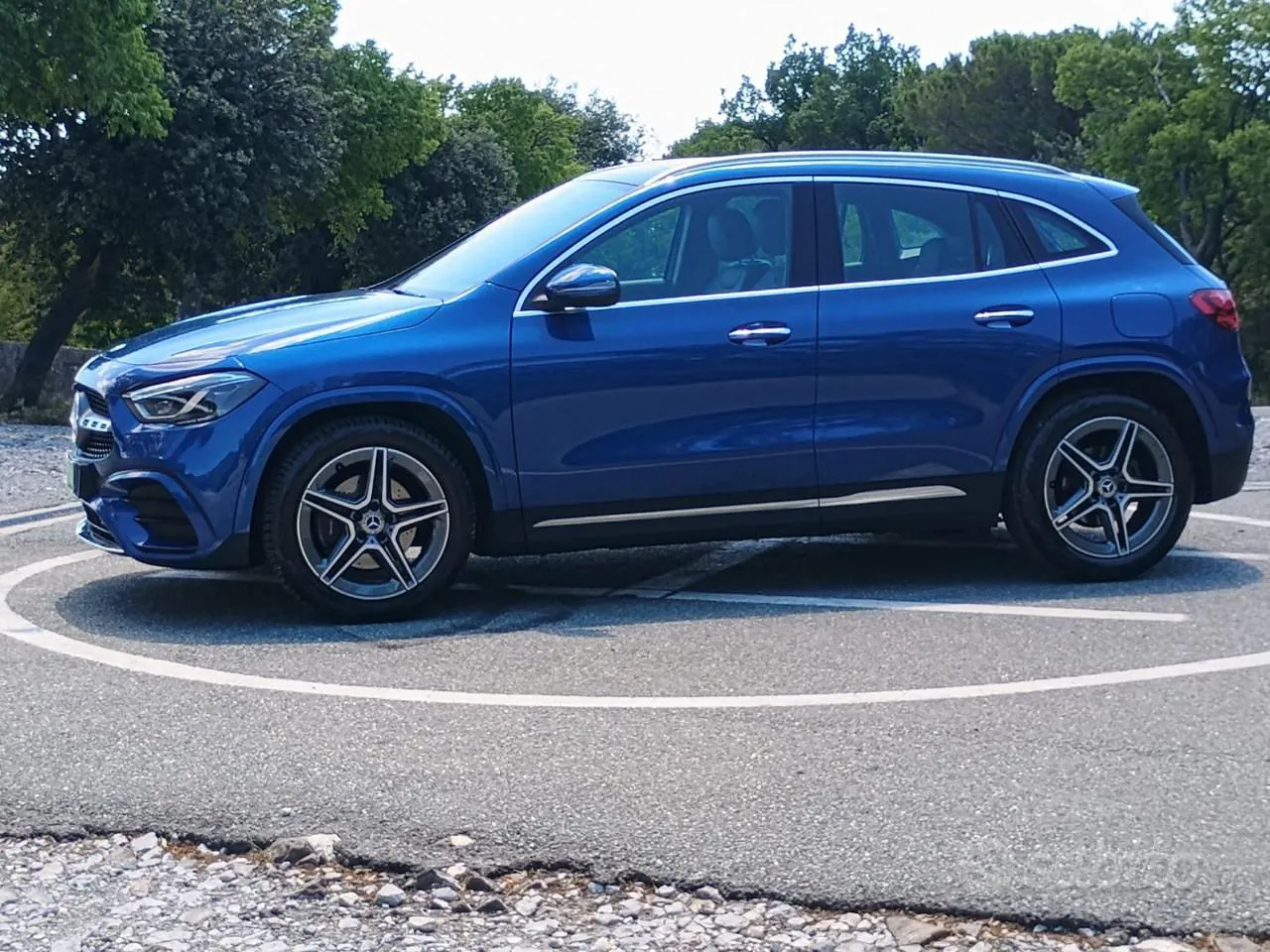 Mercedes-Benz Gla 2023 photo 4