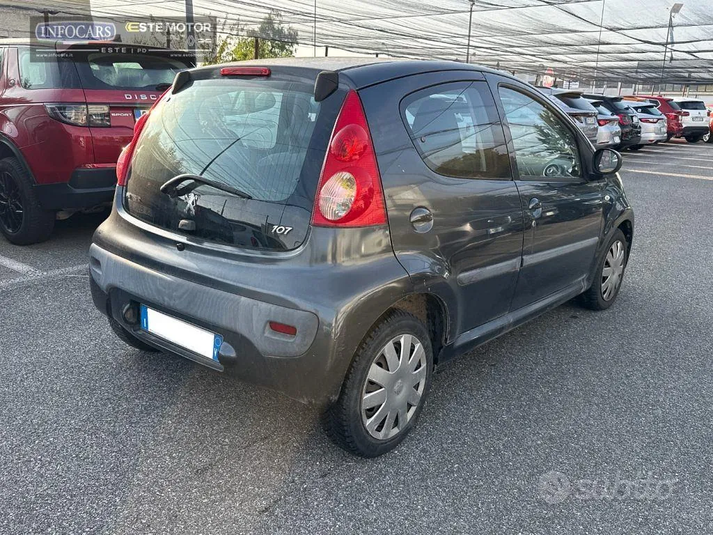 Peugeot 107 2006 photo 4