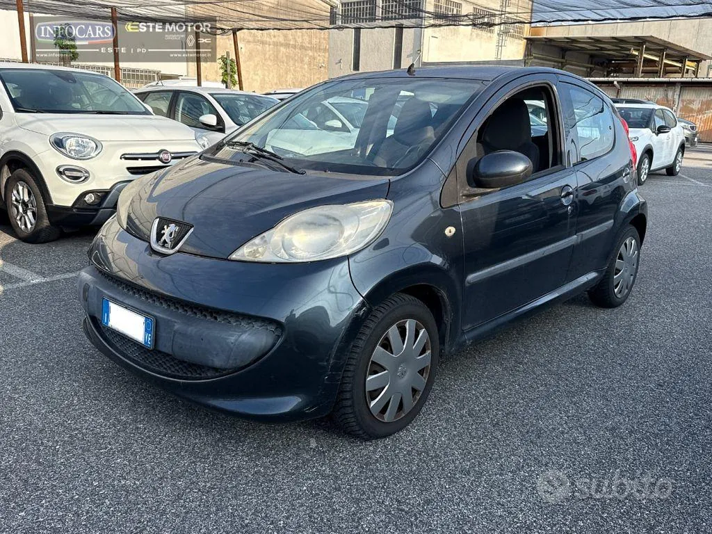 Peugeot 107 2006 photo 3