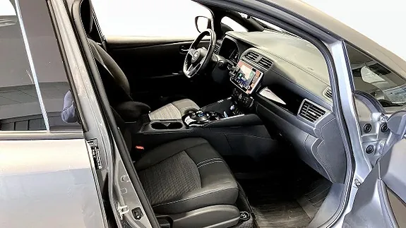 Nissan Leaf 2022 photo 3
