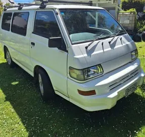 Mitsubishi L300 2012 photo 3
