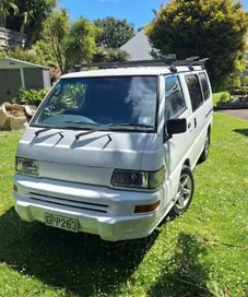 Mitsubishi L300 2012 photo 2
