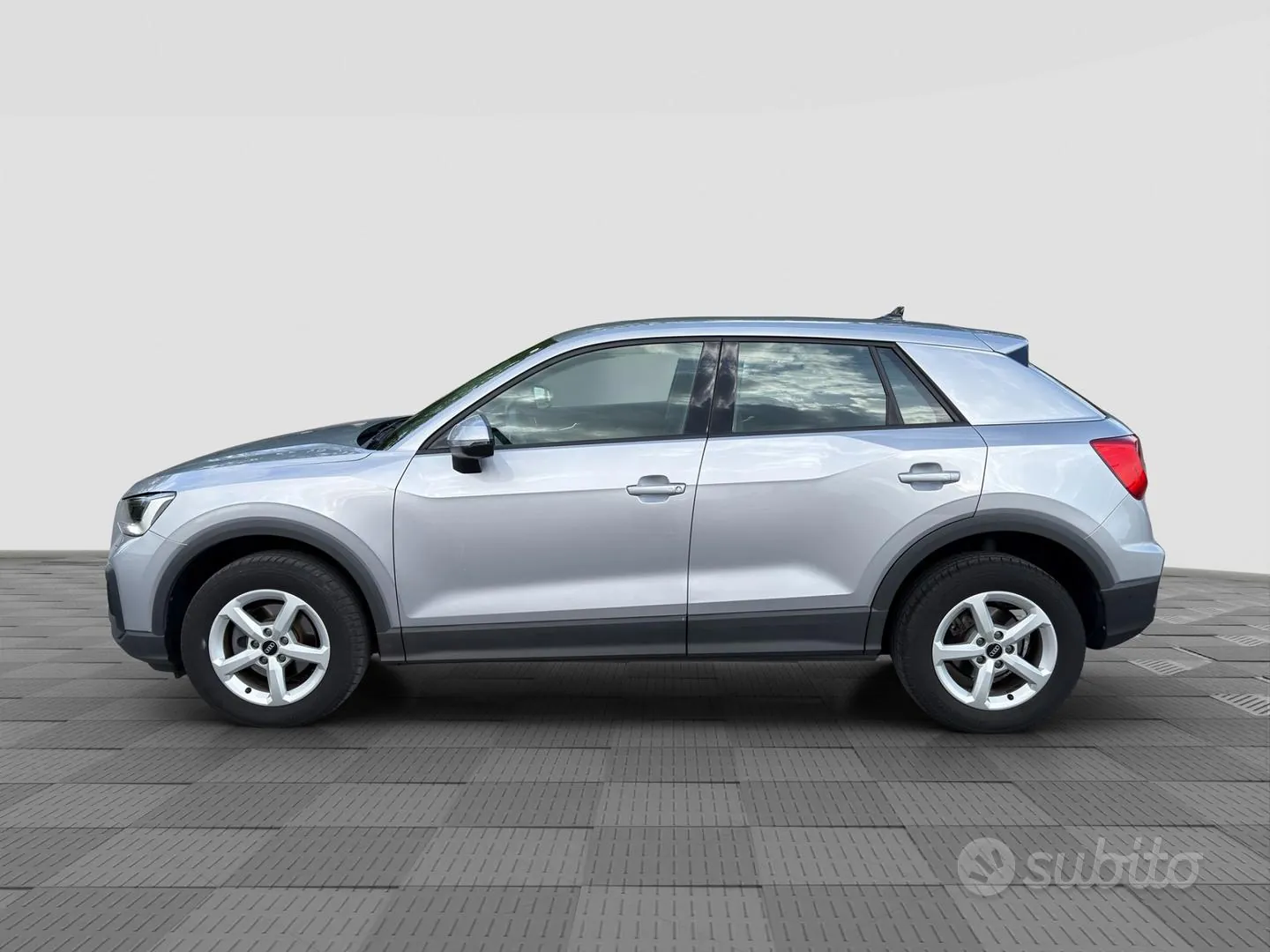 Audi Q2 2022 photo 2