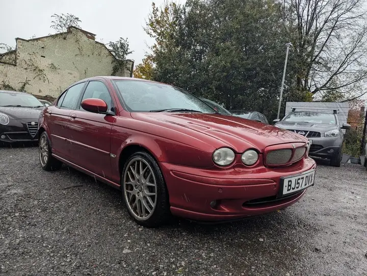 Jaguar X-Type