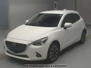 Mazda Demio 2015 photo 2