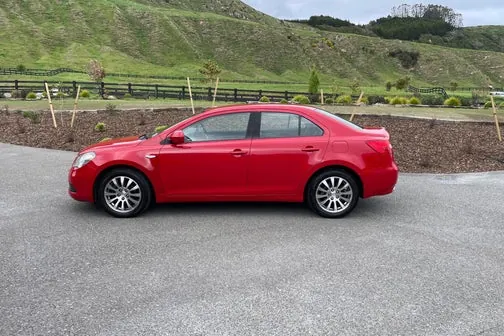 Suzuki Kizashi