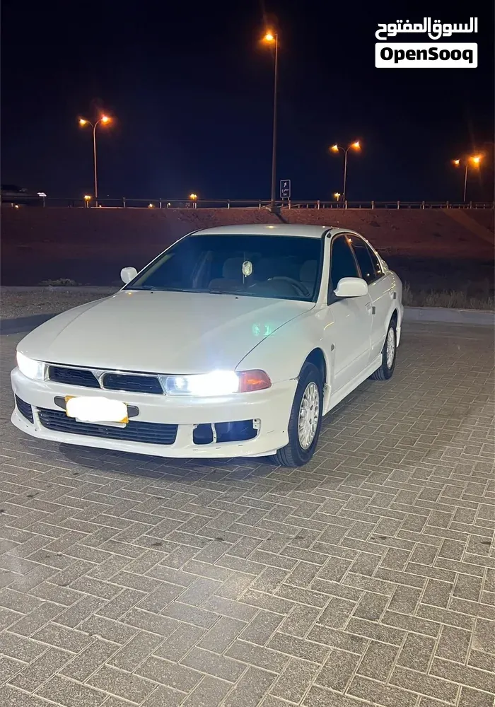 Mitsubishi Galant