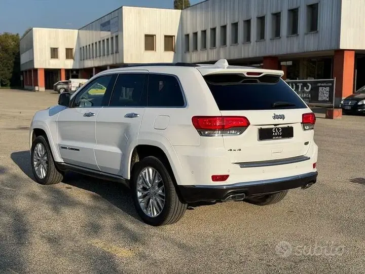 Jeep Grand Cherokee 2018 photo 4
