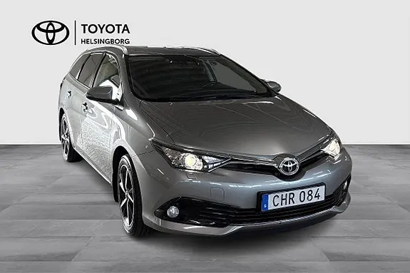 Toyota Auris 2017 photo 3