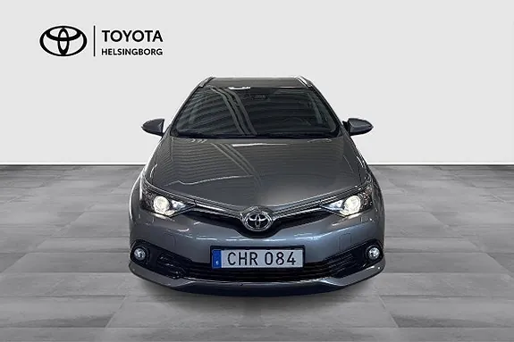Toyota Auris 2017 photo 2