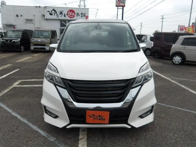 Nissan Serenade 2017 photo 4