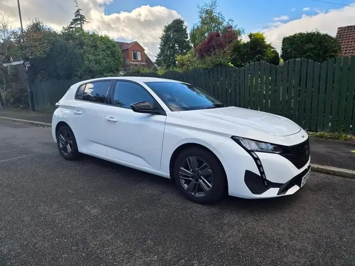 Peugeot 308 2022 photo 2