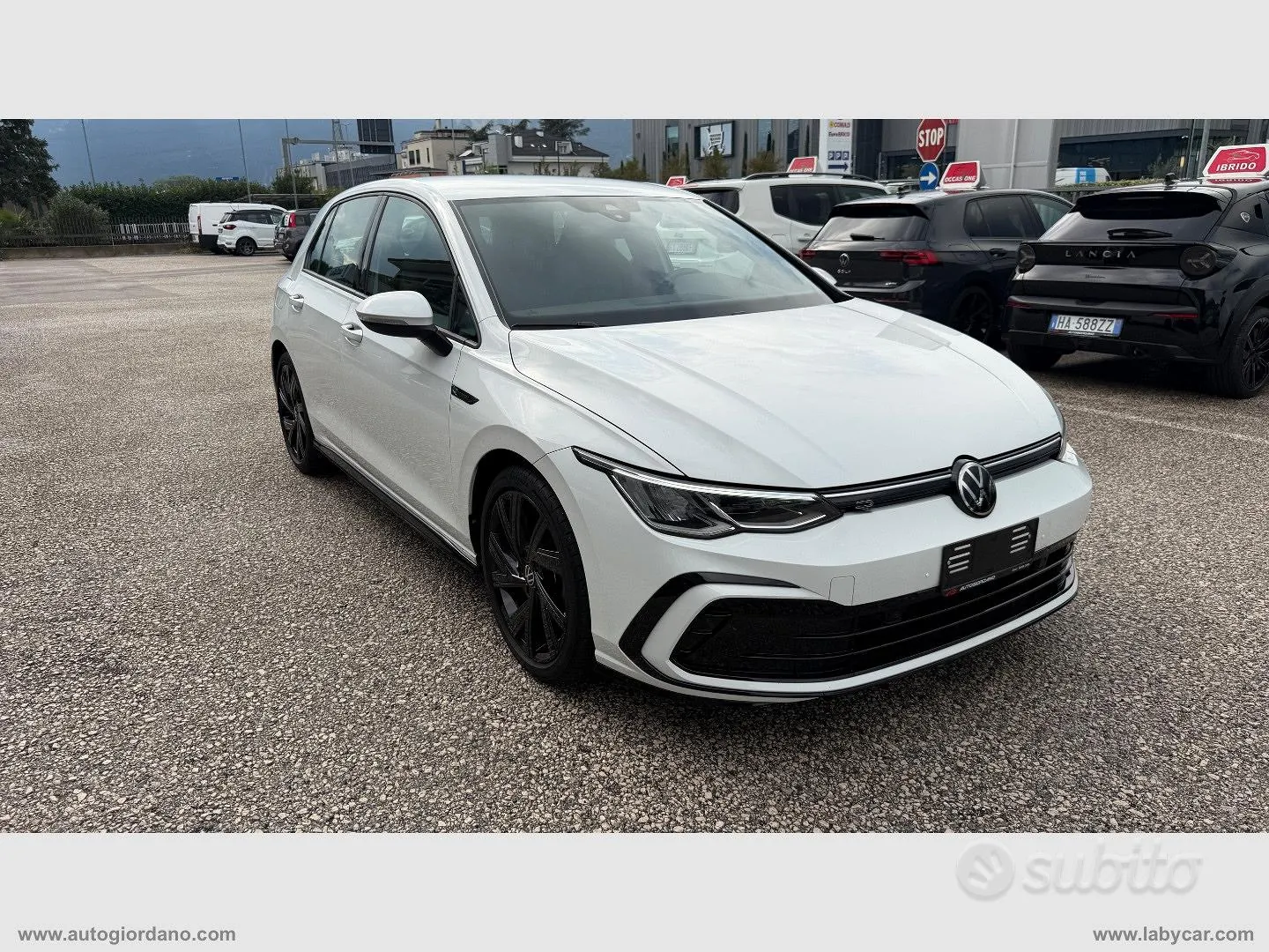 Volkswagen Golf 2024 photo 3
