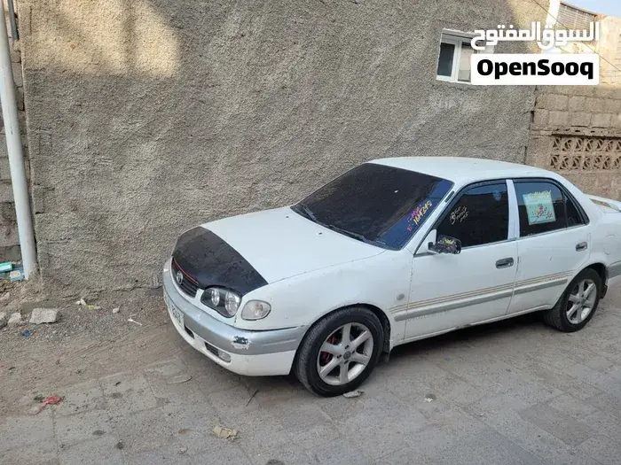 Toyota Corolla 2000 photo 2