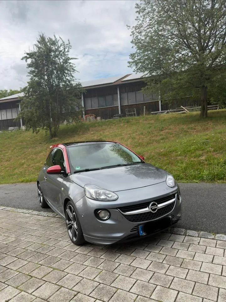 Opel Adam