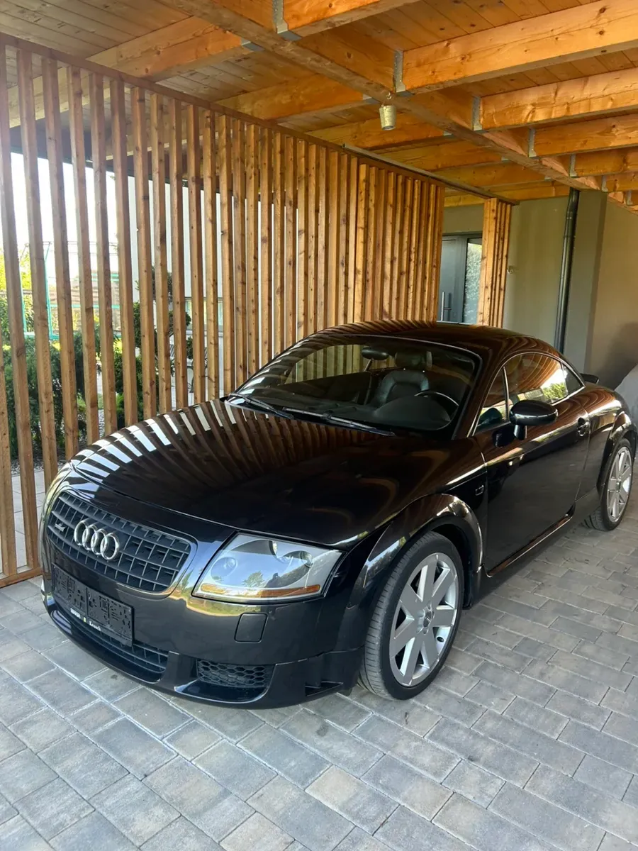 Audi Tt 2004 photo 2