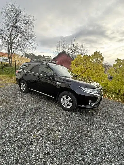 Mitsubishi Outlander 2018 photo 3