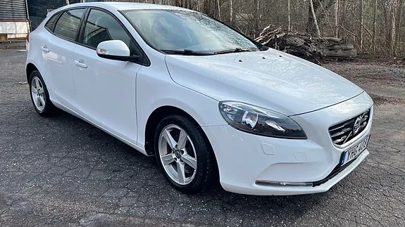 Volvo V40 2016 photo 2