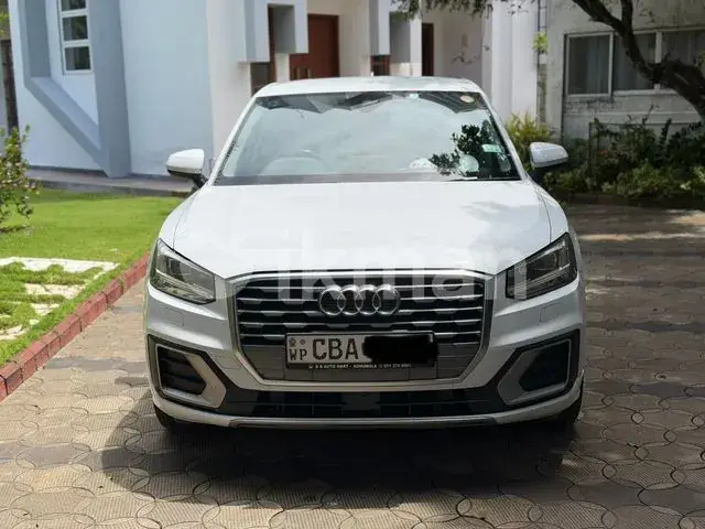 Audi Q2 2017 photo 2