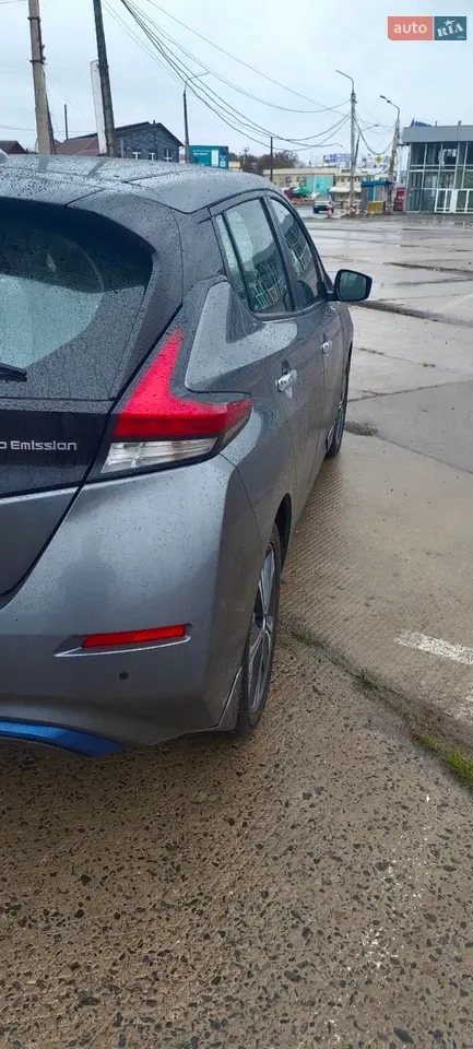 Nissan Leaf 2018 photo 3