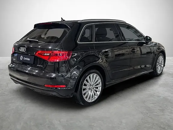 Audi A3 2016 photo 5