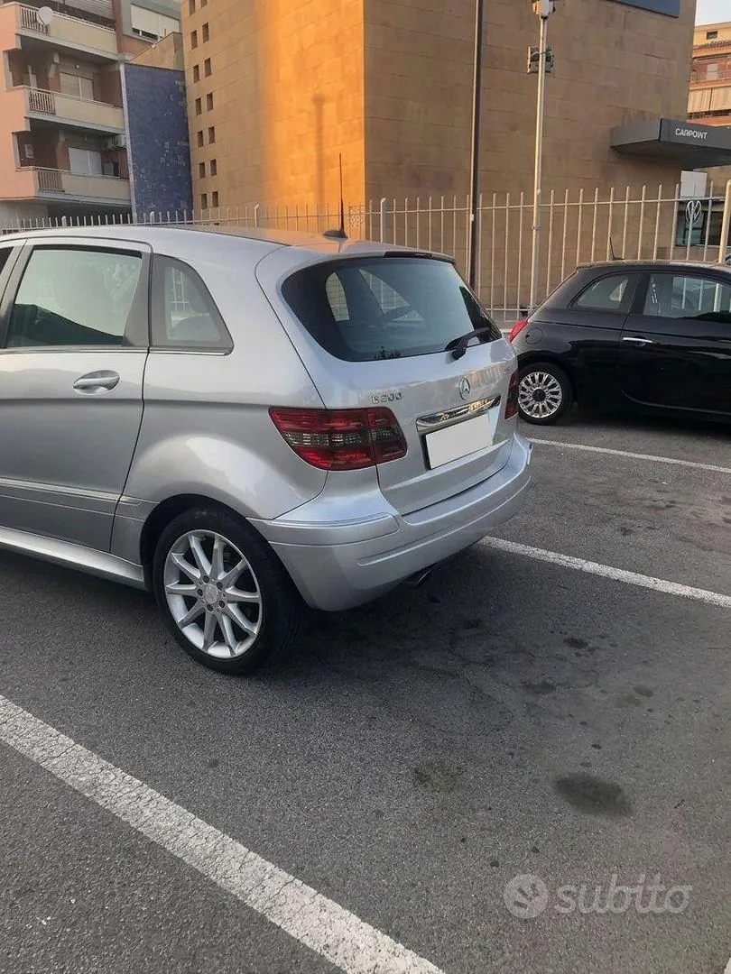 Mercedes-Benz B 2007 photo 3