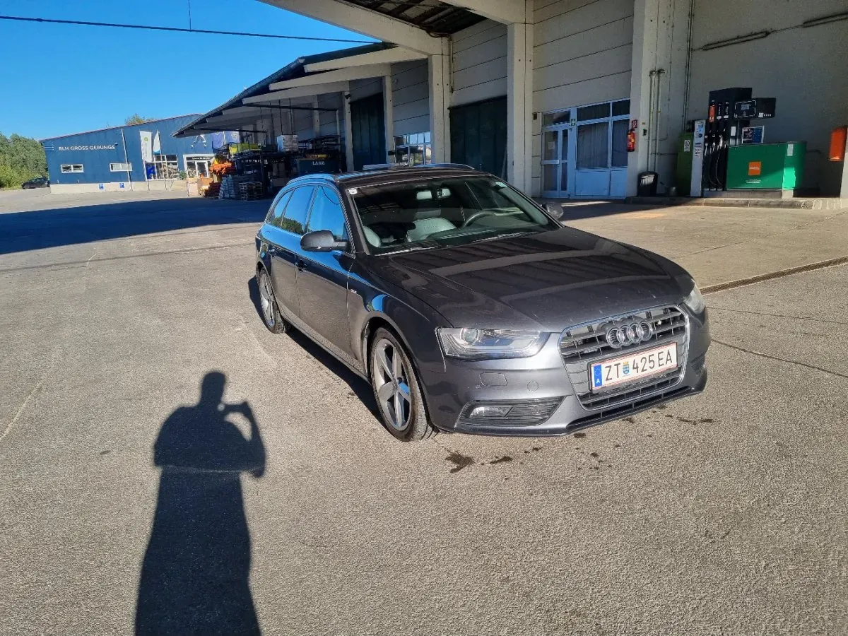 Audi A4 2013 photo 3