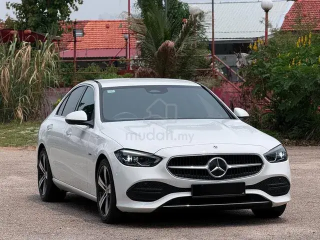 Mercedes-Benz C200