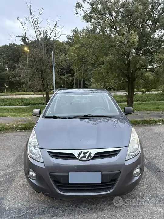 Hyundai I20