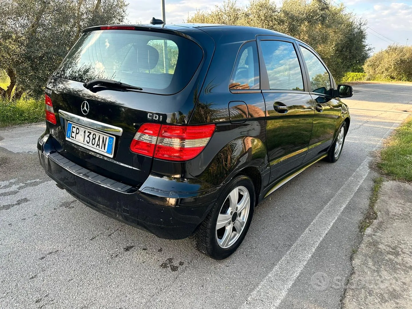 Mercedes-Benz B 2012 photo 4