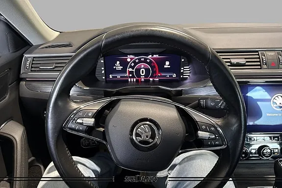 Skoda Superb 2021 photo 5